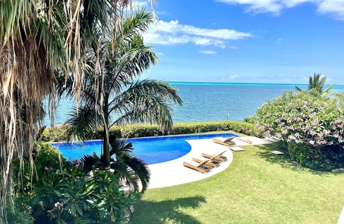 Zona Hotelera Villa | Luxury Beachfront Villa Full Gym- Direct Access to the beach Premium Service