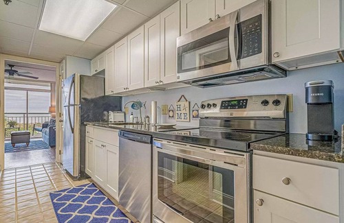 Litchfield by the Sea Condominio | Beachfront Paradise in Gated Community Pawley's Island, SC.
