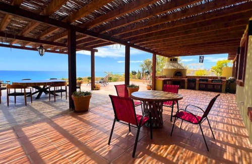 El Cardonal Casa | Beachfront Paradise in El Cardonal