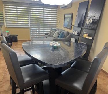 Zarzal Apartamento | Beachfront Paradise