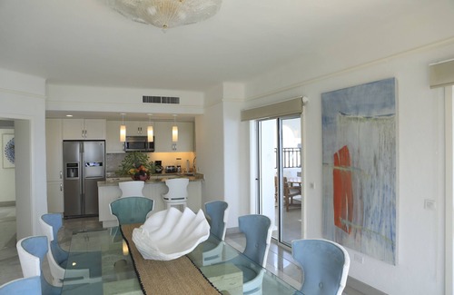 Auroras Condominio | Beachfront Penthouse by Pueblo Bonito