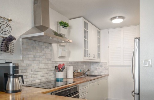 Maalaea Condominio | Beachfront Remodeled Oasis, Steps to Sugar Beach