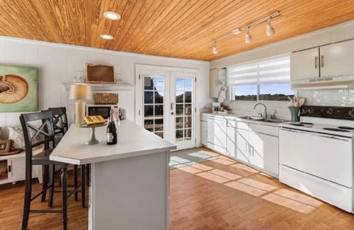 South Ponte Vedra Beach Casa | BEACHFRONT ULTRA PRIVATE HOME 11 STEPS to SAND🐚FREEBIES🥞ST. AUGUST,TPC,HAMMOCKS🐬