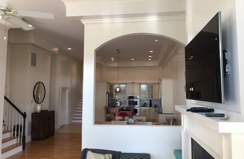 Cape Charles Casa | Beachfront - unbeatable location - steps to beach & shops - sunsets from porch!