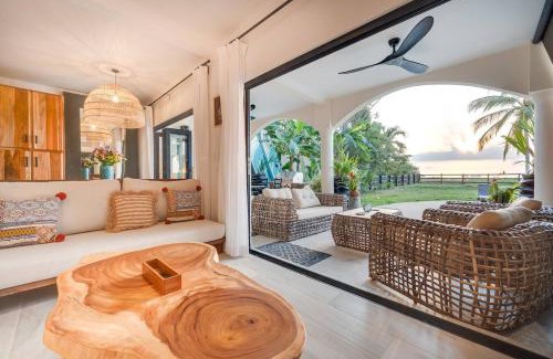 Potrero Casa | Beachfront2 bed 2 bathPortreroFlamigo-Marina