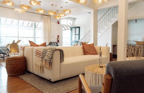 Ocean Grove Hotel | Beachliner Hotel