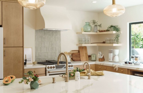 Pierpont Bay Casa | Beachmont Luxurious Beach Escape-Stylish 5BR Haven
