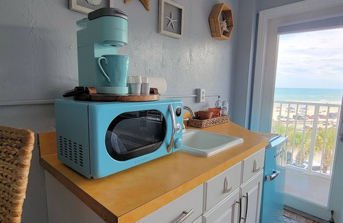 Bostwick Park Apartamento | Beachside Condo with beautiful views