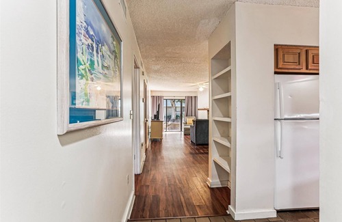 Butler Beach Condominio | Beachside Paradise Pool & Historic Charm