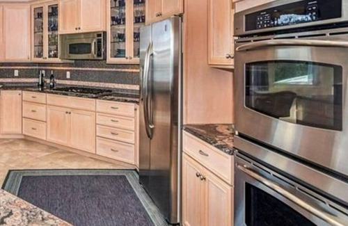 North Beach Casa | Beachside Private Paradise!Swimming pool/hot tub,hiking trails,putting green