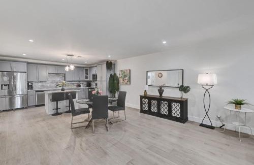 Lauderdale-by-the-Sea Apartamento | Beachside Villa