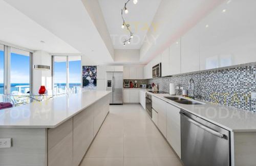 Hallandale Beach Apartamento | BeachWalk Resort PH - DREAM-SKY MANSION 3DBR and 3BA LUXURY PENTHOUSE