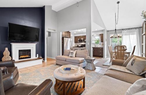 Avon Lake Casa | Beachwood Ave, Avon Lake