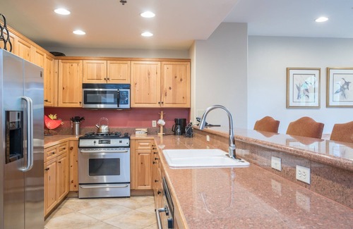 Mountain Village Condominio | Bear Creek Lodge 305ab 2 Bedroom Condo by Alpine Lodging Telluride