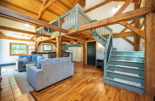 Accident Cabina | Bear Creek Lodge/Secluded Mountain Cabin w/ Hot Tub, Fireplace & Stunning Views