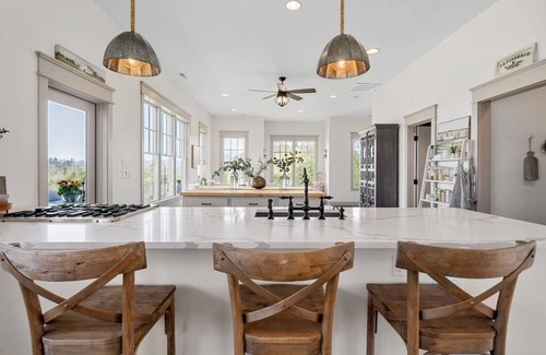 Marshall Casa | Bear Creek: Views|Spa|Trails|Fishing|Acres+