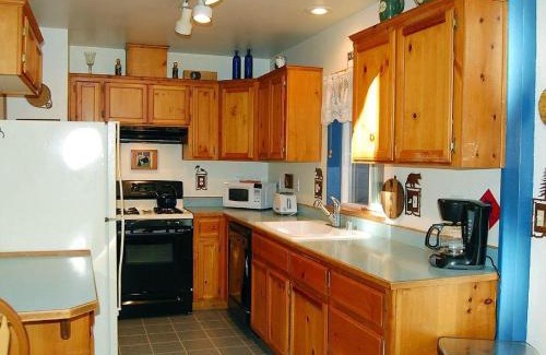 North Wawona Casa | Bear Crossing