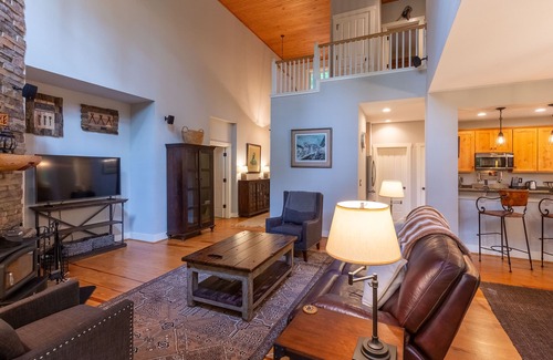 Bear Lake Reserve Casa | Elegante cabaña en Mountain Lake Resort: cerca del campo de golf, Premier Lake Club y actividades