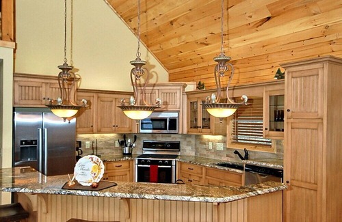 Maggie Valley Casa | Necesidades del oso en Gated Smoky Mtn. Comunidad de retiro