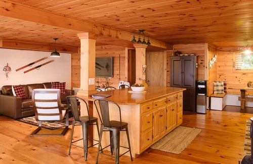 Wardsboro Chalet De Esquí | Bear Paw Cabin - Game Room Fire Pit Golf Hike