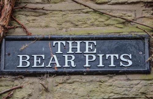 Hayfield Casa | Bear Pit Cottage