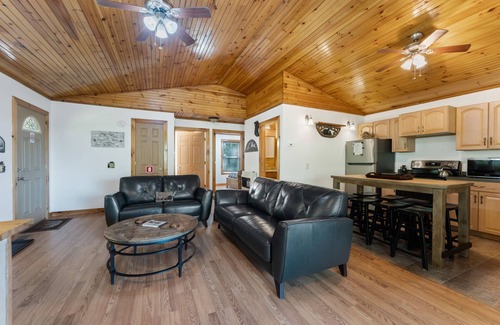 Laurelville Cabina | Cabaña-Premier-Baño privado-Bearadise Ridge