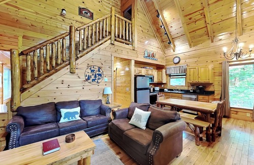 Gatlinburg - Pigeon Forge Cabina | Bears Repeating