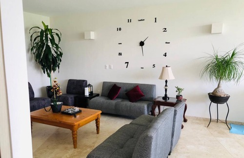 El Marques Apartamento | HERMOSO DEPARTAMENTO CON UNA VISTA INCREÍBLE A UNA RESERVA NATURAL Y GOLF