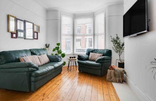 Liverpool Casa | Beatles Retreat Penny Lane W Patio Parking