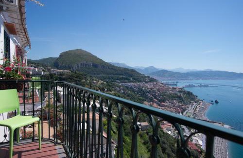 Raito Casa | Beatrice Luxury Apartment