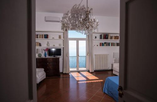 Raito Casa | Beatrice Luxury Apartment
