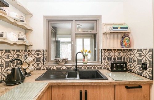 Cerne Abbas Cabaña | BEAU HIDEAWAY, family friendly, with a garden in Cerne Abbas