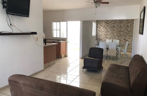 Las Jarretaderas Casa | Hermosa casa cerca de la playa