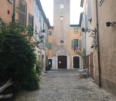 Biot Apartamento | Beau studio tout équipé dans le centre historique