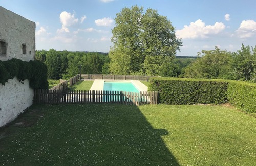 Saint-Michel-de-Montaigne Casa | Beautiful Farm 16E Century Next to Montaigne Castle