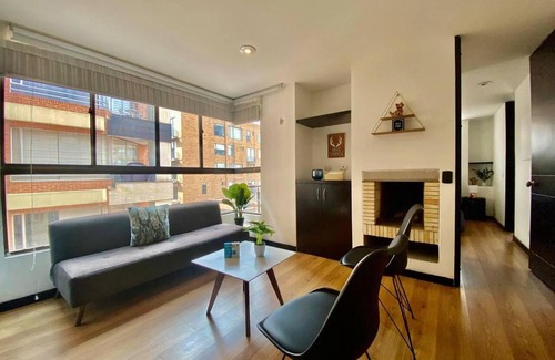 Chico Norte III Apartamento | Beautiful 1-Bed Apartment in Bogota best location