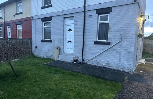 Bradford Casa | Beautiful 1-bed House in Bradford