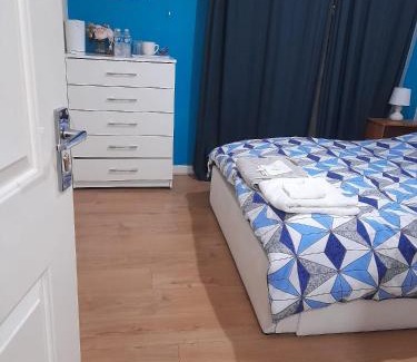 London Borough of Hounslow Apartamento | Beautiful 1 bedroom Ground floor with shared bathroom