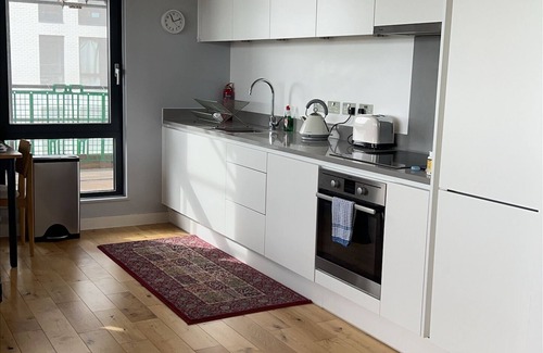 Tower Hamlets Apartamento | Beautiful 1 Bed w/Balcony on Regent’s Canal