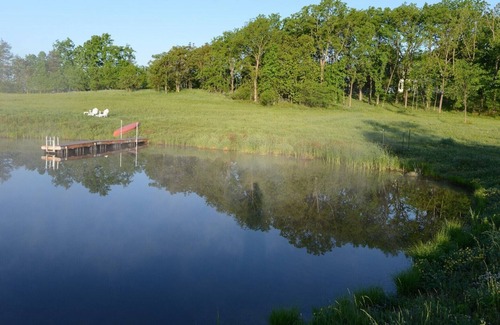 Hudson Casa | Hermosa casa de 1810 W / Vistas a la montaña y estanque de natación en 35 acres cerca de Hudson