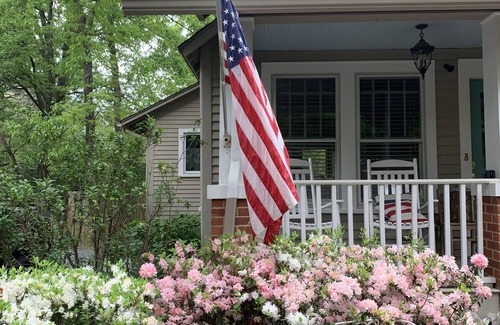 Southern Pines Casa | Beautiful 1920's Craftsman-Downtown Southern Pines