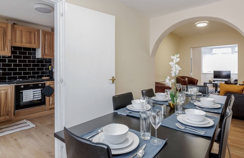 Barking Casa | Beautiful 2-bed House in Quiet Cul-de-sac
