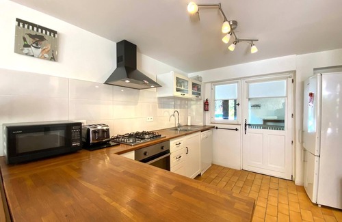 Baleyssagues Cabaña | Hermoso 2 dormitorios, con baño privado, casa rural, cerca de Duras, con impresionantes vistas