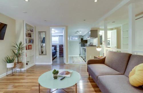 Capitol Hill Apartamento | Beautiful 2 Bedroom across from The House of Representatives