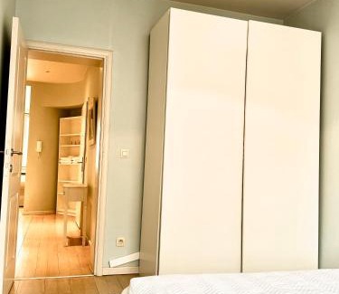 Ixelles Apartamento | Beautiful 2 bedroom familiar luxury apartment