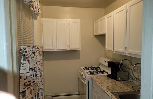 Bridgeport Casa | Beautiful 2 bedroom apartment in prime location of Bridgeport Connecticut