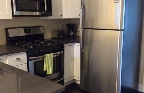 Bradley Beach Apartamento | HERMOSO 2 BR Alquiler de playa, incluye lavadora / secadora