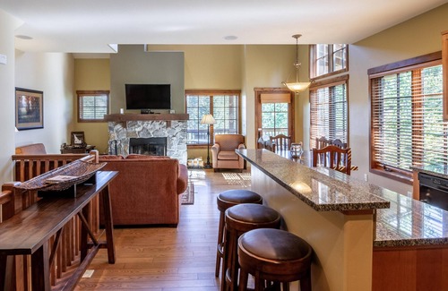 Tamarack Resort Casa | Beautiful 2 BR Townhome with Private Hot Tub