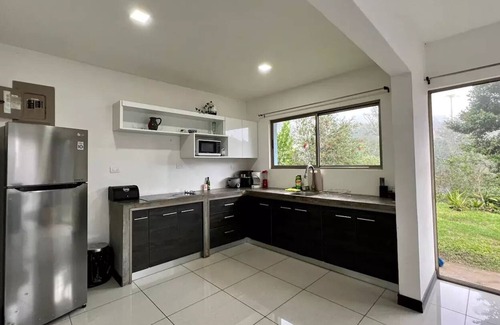 San Ramón Casa | ¡Hermoso 2bdrm 2bath con GRAN VISTA!