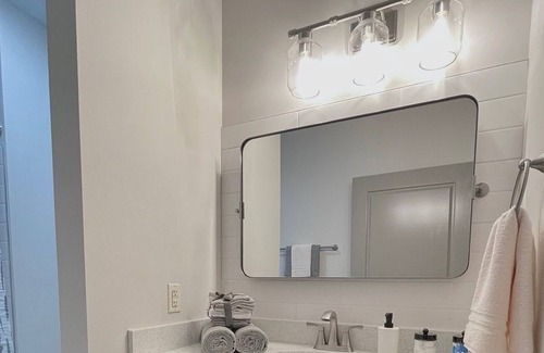 Chatham-Arch Apartamento | Beautiful 2BR city view loft